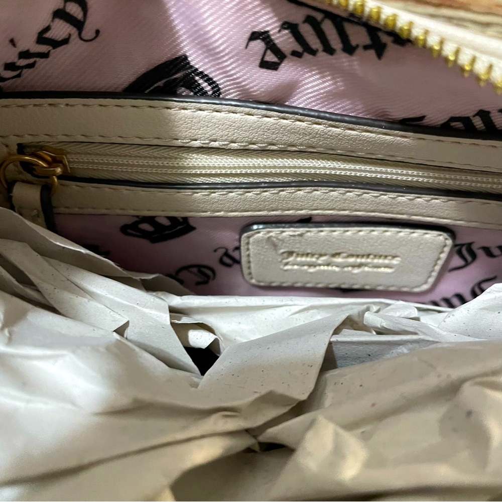 Juicy Couture - Picture 6 of 11